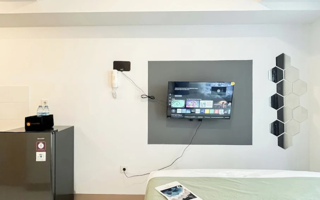 Soft Industrial Look Studio At Tokyo Riverside Pik 2 Apartment