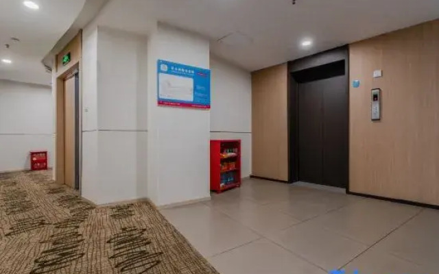 HanTing Hotel (Chongqing Wanzhou)