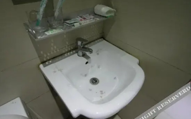 Jiayou Hostel