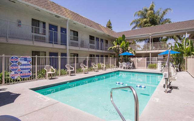 Motel 6 Merced, CA - North