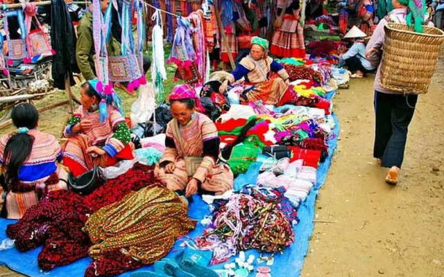 Sapa Homestay Trekking Tour For Backpackers