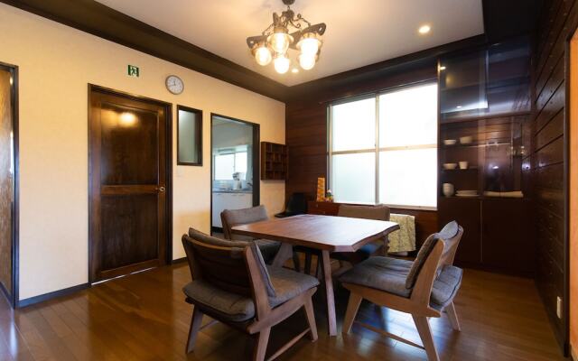 Cozy Villa with Hot springs and Nature