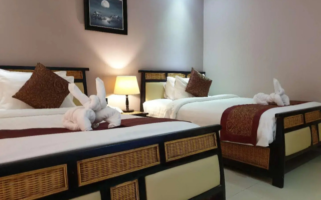 Aristocrat Residence & Hotel