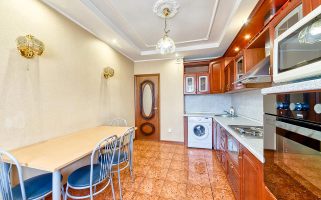 Yacht Apart (Yacht Apart) on Belaya Dacha street 20