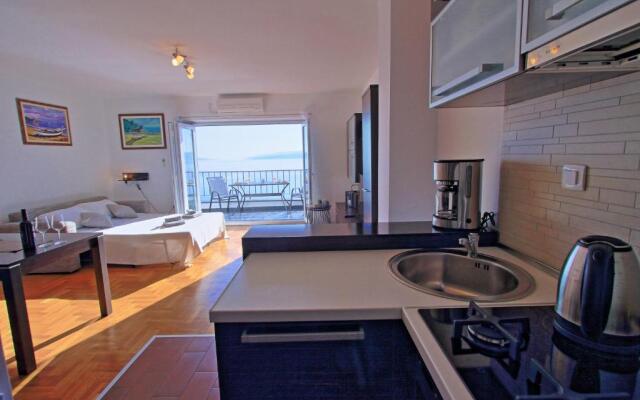 Studio Apartman LUKA