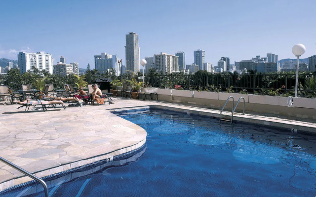 Aqua Palms Waikiki