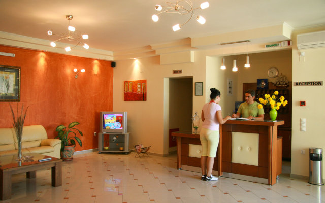Hotel Loukas Vrachos
