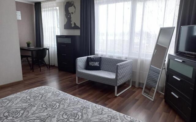 Vienibas apartment