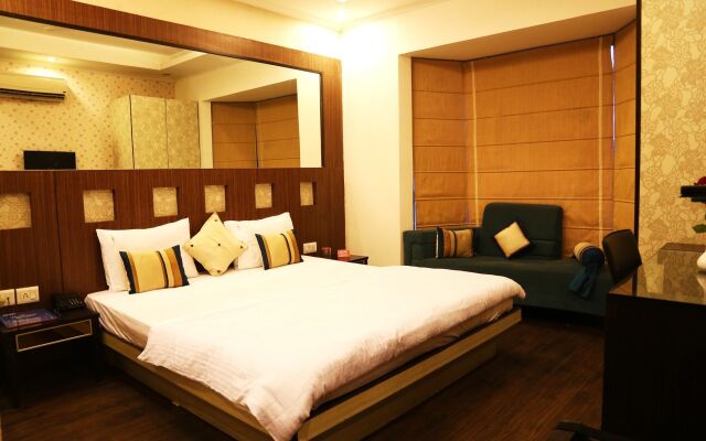 OYO 386 Hotel Lotus Panache