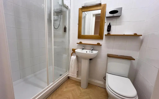 The Exchange Coach House Inn