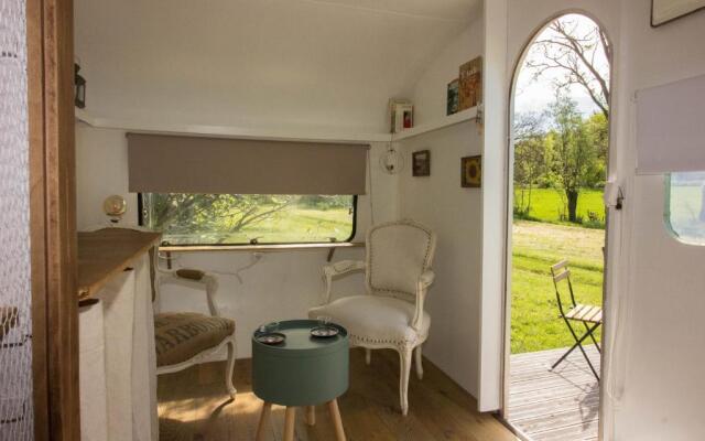 Ma caravane dans les collines