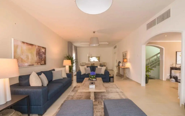 Roda Boutique Villas