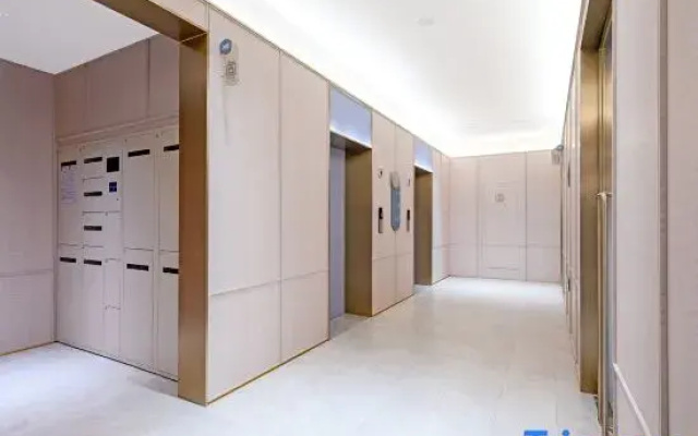 HanTing Hotel (Xi'an High-tech Zone Chuanghui Community)