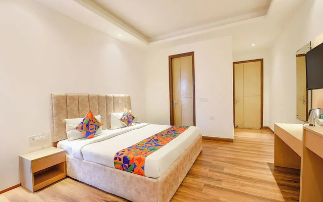 Fabhotel The Prime Land