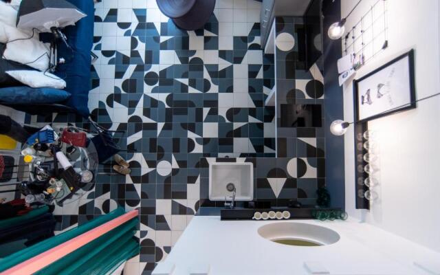 Balloon Design Studio Apartment