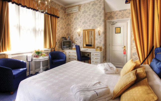 Best Western Abbots Barton Hotel