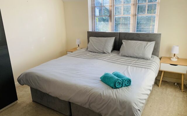 Zebra Serviced Apartments at Fern Place