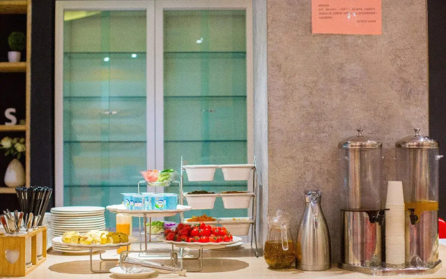 Ibis Lanzhou Train Station