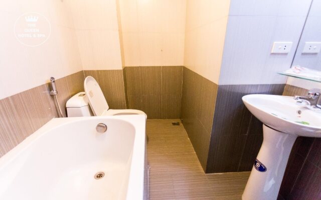 The Queen hotel and spa 2