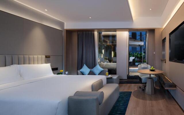 Golden Tulip Hotel