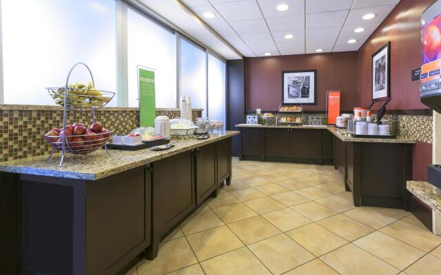 Hampton Inn & Suites Yonkers