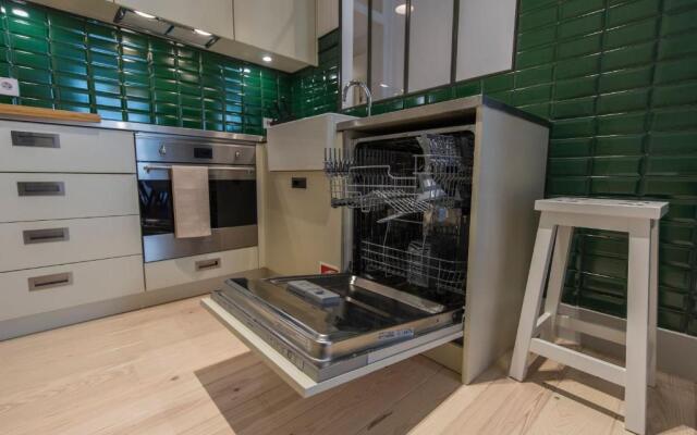 Lovelystay - Charming 3 Bedroom Wonder Downtown