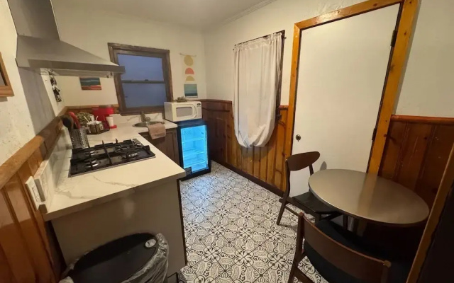 Three Pines Cabins Lodge