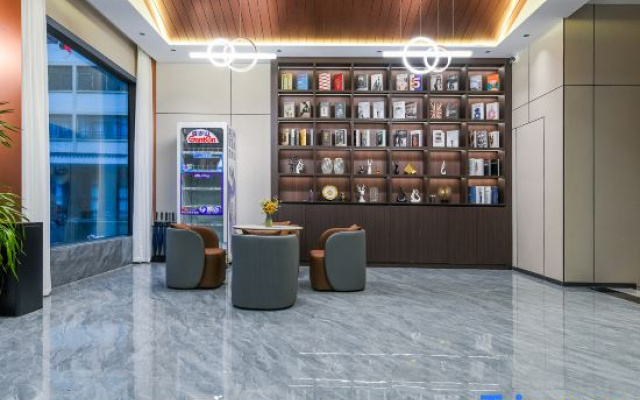 Mig Holiday Hotel