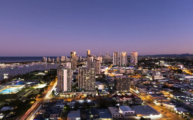 Sky Broadwater Apartments