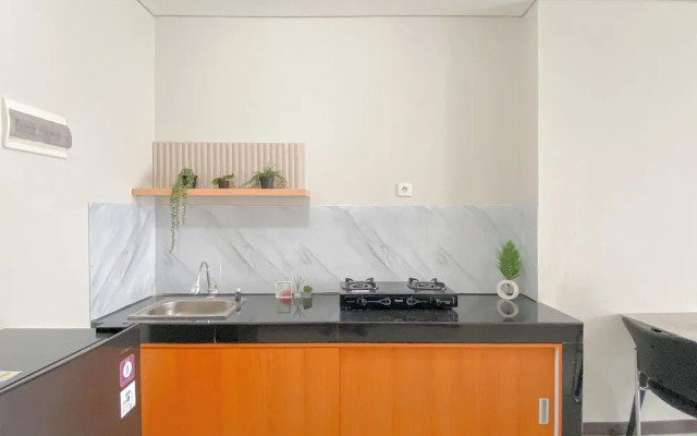 Comfortable And Homey 2Br Apartment Nifarro Park