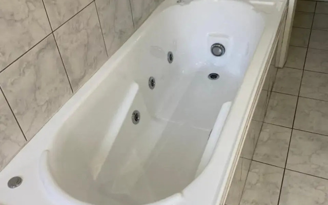 Luxury 5beds And 5bedroom