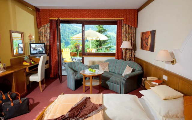 Wohlfühl & Genusshotel Felsenhof - Ihr 4* Hotel in Bad Kleinkirchheim, Kärnten