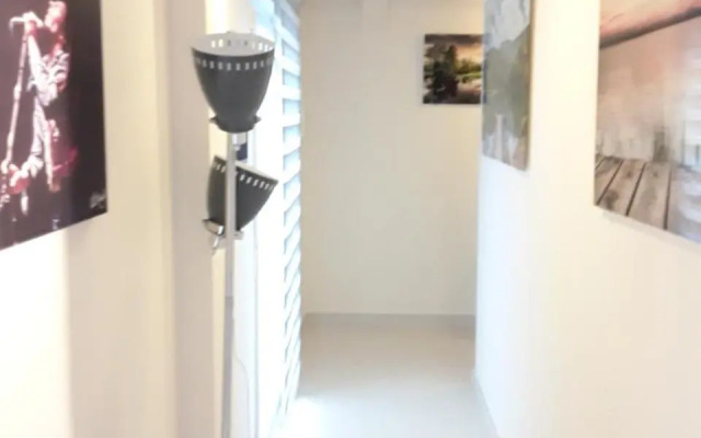 136 A First Line sleeps 6