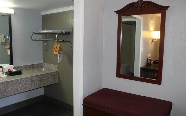 Econo Lodge