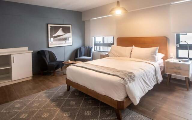 w Elegant 2BR in the Heart of Miraflores