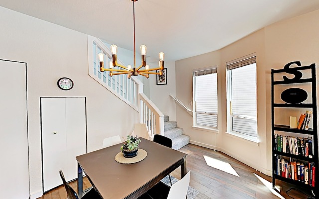1124 14th Ave Townhome by RedAwning