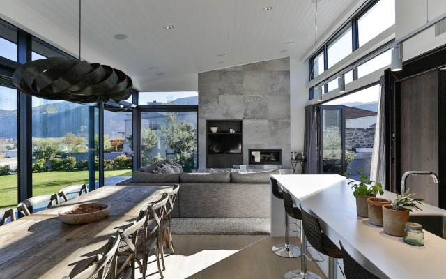 Luxury Arrowtown Opulence