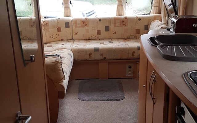 Lovely Caravan Near Notts and Newark