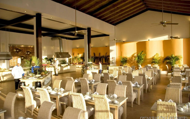 Blue Bay Doradas Villas —All inclusive