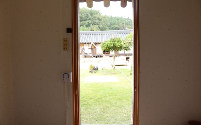 Kimho House