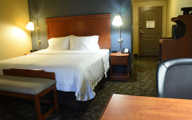 Hampton Inn & Suites Chicago Deer Park