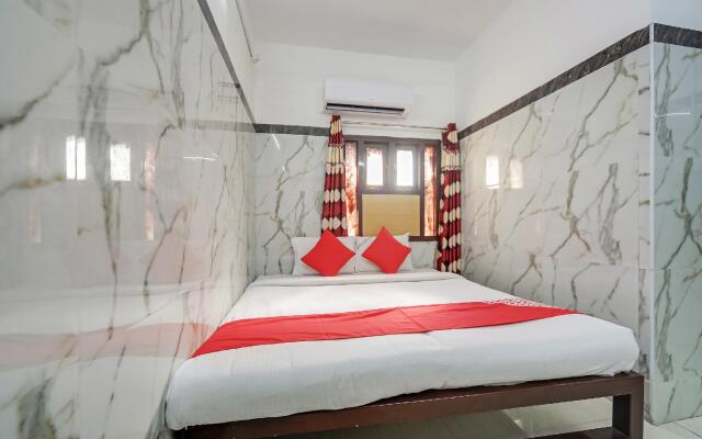 Ammayi Hotel by OYO Rooms