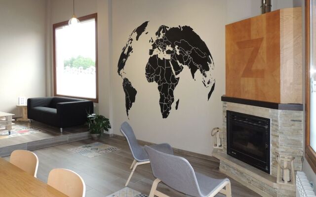 Zendoira - Hostel