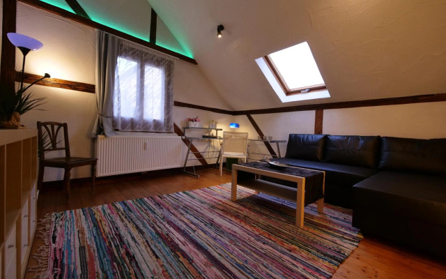 Fachwerkhaus in ruhiger Altstadt by Rabe - free Netflix & eigene Terrasse