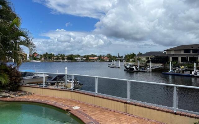 SPECTACULAR WATERFRONT Canal Home, BRIBIE ISLAND