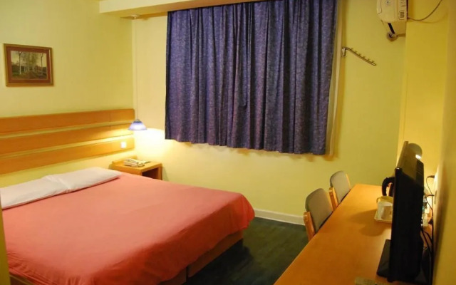 Home Inn Tongling Jieshe Road Tianjing Lake