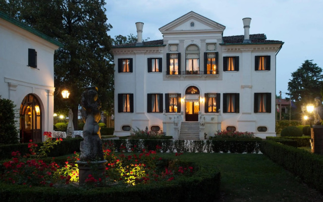Hotel Villa Franceschi