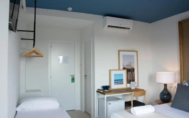 You & Co. Saler Beach Boutique Hotel