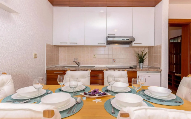 Splendid Apartment with Hot Tub in Crikvenica Croatia