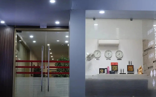 Hotel Sanskruti Inn by OYO Rooms
